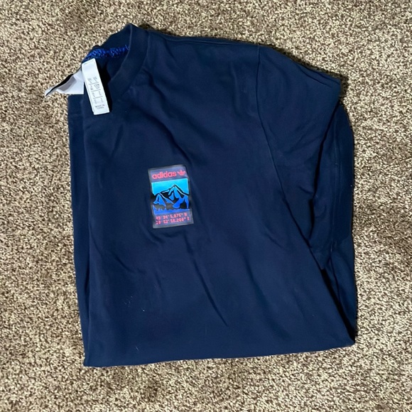 Shirt bundle - Picture 2 of 9